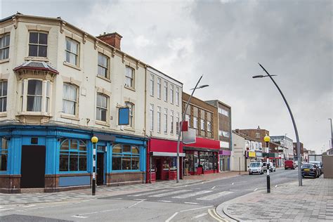 William Hill Salaries in Grimsby, England, England .